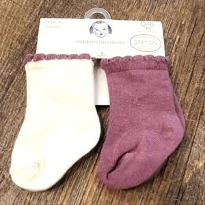 3/$12 Gerber Baby Girl Baby Socks 2-Pack Purple White Stays On NWT‎